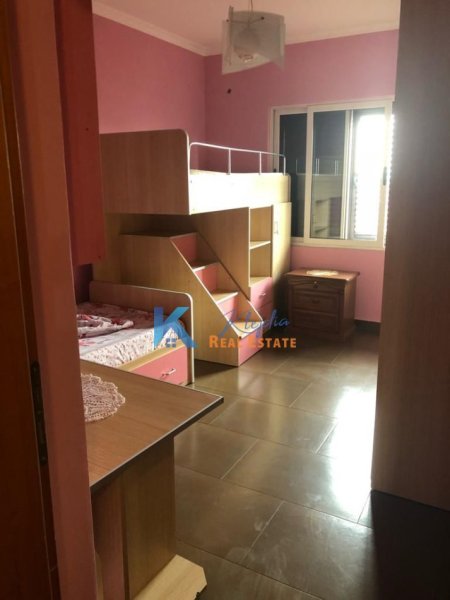 Tirane, jap me qera apartament 2+1+Ballkon Kati 5, 90 m² 670 € (Rruga e Dibres, afer Alba Home)