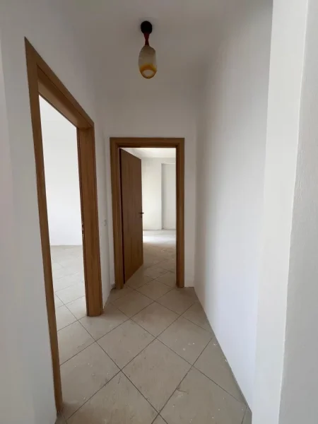 Tirane, shitet apartament 2+1+2+2Ballkone Kati 8, 110 m² 143.000 € (Astir)