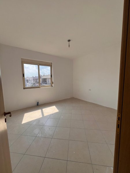 Tirane, shitet apartament 2+1+2+2Ballkone Kati 8, 110 m² 143.000 € (Astir)