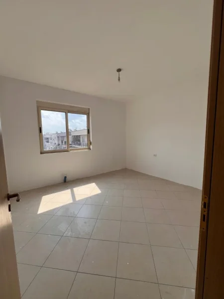 Tirane, shitet apartament 2+1+2+2Ballkone Kati 8, 110 m² 143.000 € (Astir)