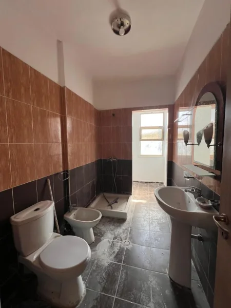 Tirane, shitet apartament 2+1+2+2Ballkone Kati 8, 110 m² 143.000 € (Astir)