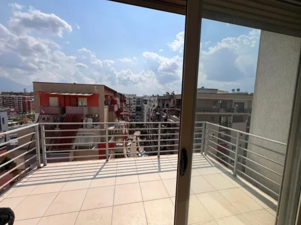 Tirane, shitet apartament 2+1+2+2Ballkone Kati 8, 110 m² 143.000 € (Astir)