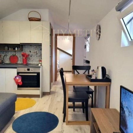 Tirane, jepet me qera apartament 1+1 , 45 m² 400 € (Pazari i Ri)