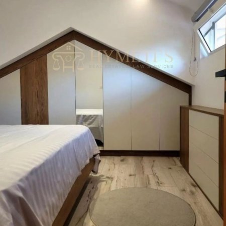 Tirane, jepet me qera apartament 1+1 , 45 m² 400 € (Pazari i Ri)