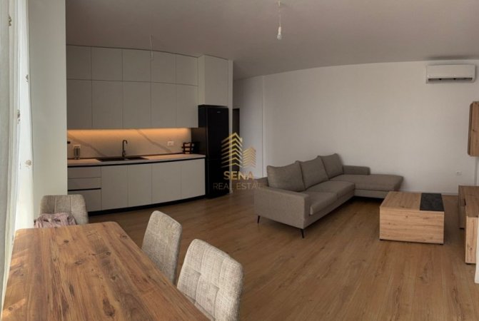 Tirane, jepet me qera apartament 2+1+Ballkon Kati 5, 100 m² 650 € (Rruga Besa)