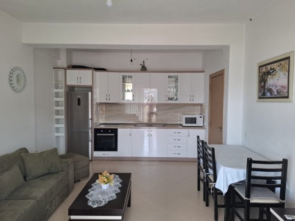 Tirane, jap me qera apartament 2+1 Kati 6, 82 m² 560 € (Yzberisht)