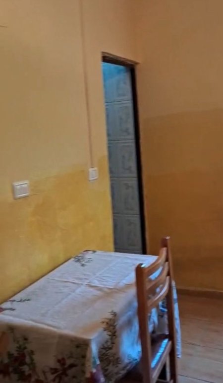 Tirane, jepet me qera garsonier 1+1 Kati 1, 35 m² 270 € (Don Bosko)