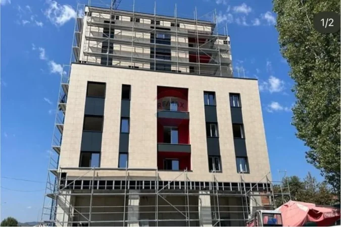 Shqiperi, shitet apartament 1+1 Kati 1, (PASKUQAN)