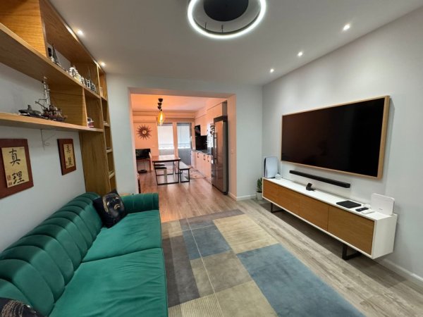 Tirane, jepet me qera apartament 2+1 Kati 3, 96 m² 1.200 € (Blloku)