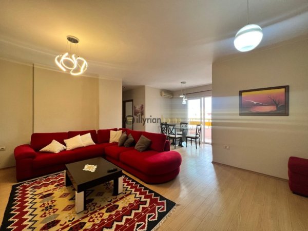 Tirane, jepet me qera apartament 2+1+Ballkon , 106 m² 700 € (Pallati me Shigjeta)