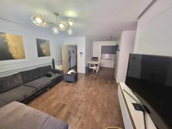 Tirane, jepet me qera apartament 2+1 Kati 5, 115 m² 750 € (Ne Astir, rruga Nexho Konomi, Kompleksi Green City)