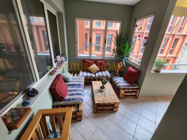 SHITET APARTAMENT 2+1+VERANDE NE BLLOK