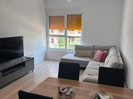 Shqiperi, shitet apartament 2+1+Ballkon Kati 2, 91 m² 130.000 € (Ali Demi)