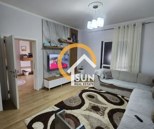 Shkoder, shitet Vile 2+1+Ballkon Kati 0, 1.000 m² 190.000 € (KIRAS, SHKODER)