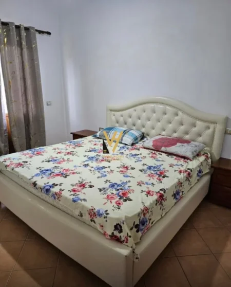 Tirane, jepet me qera apartament 3+1 Kati 2, 85 m² 550 € SELITE
