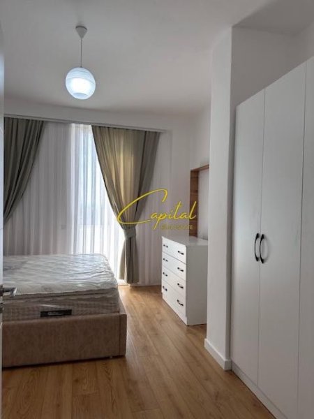 Tirane, jepet me qera apartament 2+1 Kati 5, 115 m² 600 € (ASTIR)