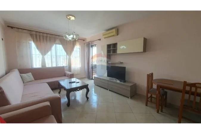 Tirane, shitet apartament 1+1+Ballkon , 78 m² 105.000 € 