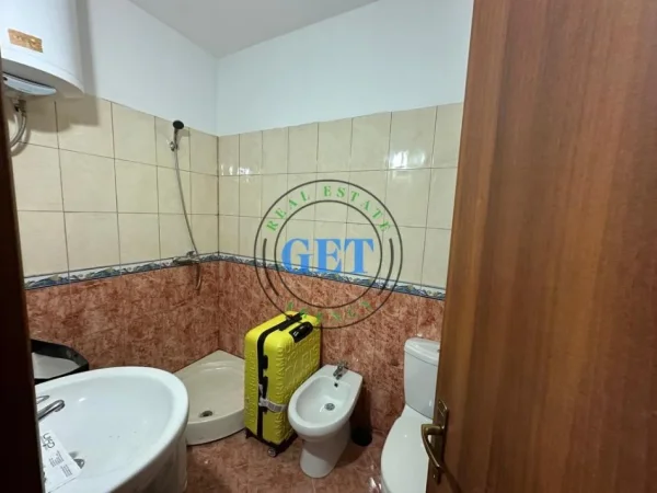 Durres, shitet apartament 2+1+Ballkon Kati 4, 105 m² 123.000 € (Ish Rajoni Policise)