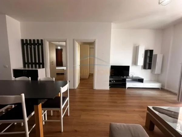 APARTAMENT 2+1 ME QERA NE GRAND GALLERY YZBERISHT