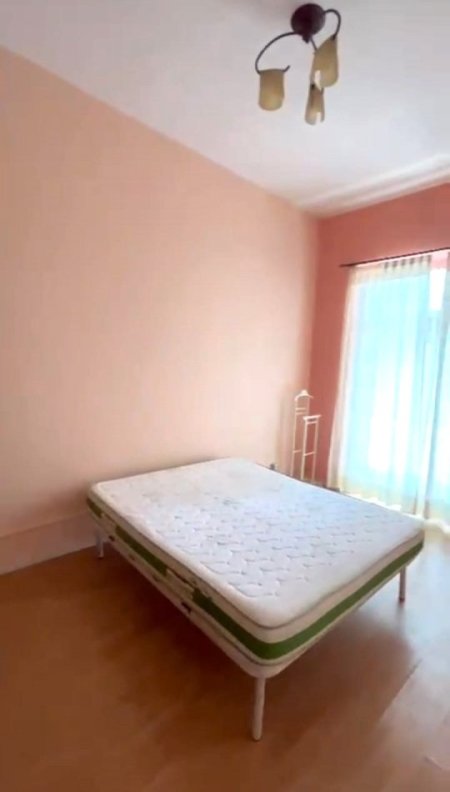 Tirane, jepet me qera apartament 2+1 Kati 3, 90 m² 650 € (JEPET ME QERA NJE APARTAMENT 2+1 TEK SHESHI WILSON)