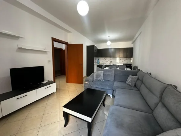 Tirane, jepet me qera apartament 1+1 Kati 6, 70 m² 400 € (PRANE ARTISTIT)