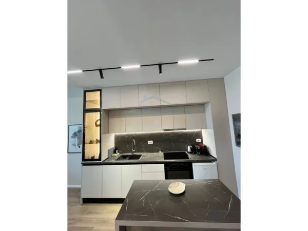 Durres, shitet apartament 1+1+Ballkon Kati 7, 95 m² 290.000 € (Vollga)