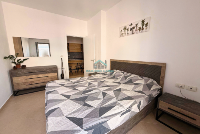 Vlore, shitet apartament 1+1+Ballkon Kati 5, 82 m² 115.000 € (ALBANO-ROMINA)