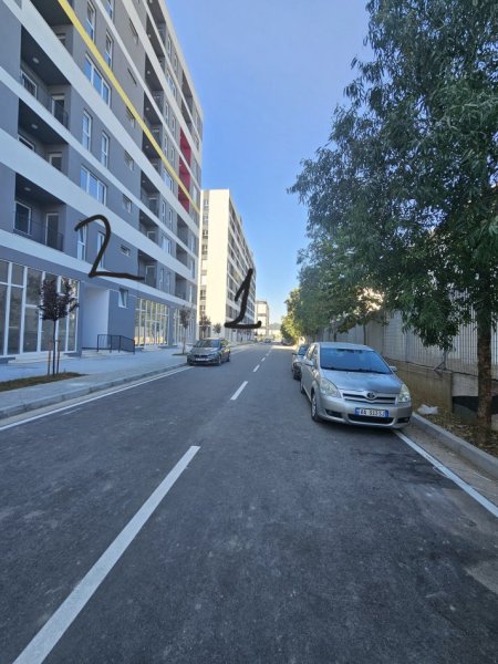 Tirane, shes apartament 2+1+Ballkon Kati 1, 96 m² 108.000 € 
