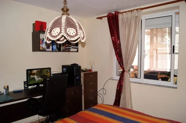 Tirane, shitet apartament 2+1+Ballkon Kati 1, 64 m² 130.000 € (MEDRESE)