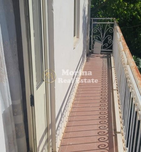 Tirane, jepet me qera shtepi 1+1 Kati 2, 53 m² 300 € (Ali Demi)