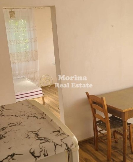 Tirane, jepet me qera shtepi 1+1 Kati 2, 53 m² 300 € (Ali Demi)