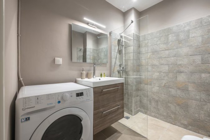 Tirane, shes apartament 1+1 Kati 1, 41 m² 85.000 € (dritan hoxha)