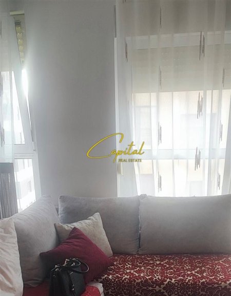 Tirane, jepet me qera apartament 2+1 Kati 3, 84 m² 45.000 LEKE (ALI DEMI)