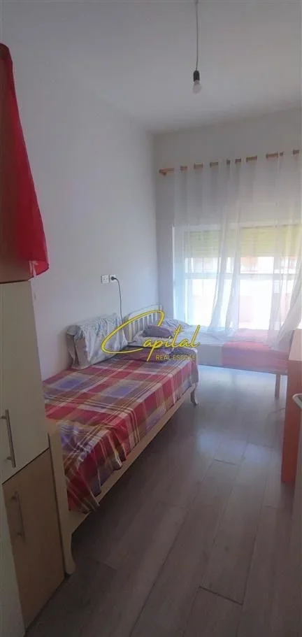 Tirane, jepet me qera apartament 2+1 Kati 3, 84 m² 45.000 LEKE (ALI DEMI)