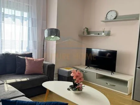 Tirane, shitet apartament 2+1+2+Ballkon Kati 5, 88 m² 127.000 € (Misto Mame)