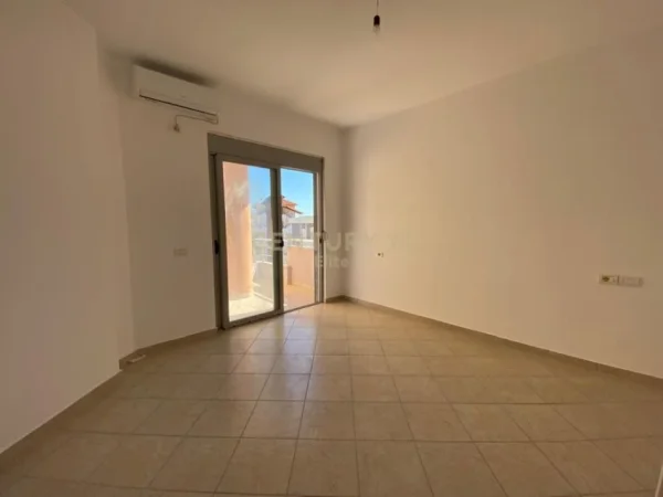 Sarande, shitet apartament 1+1 Kati 3, 80 m² 95.000 € (Rruga e Pestë, Sarandë)