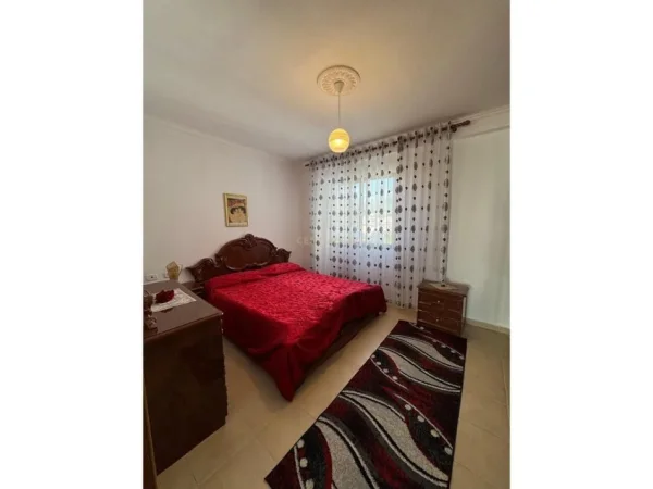 Tirane, shitet apartament 2+1 Kati 4, 96 m² 129.000 € (Fresk)