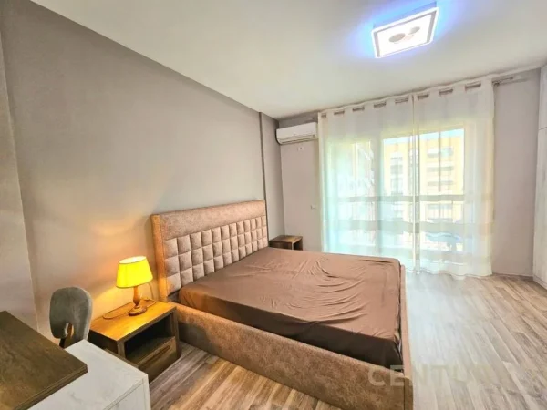 Tirane, jepet me qera apartament 2+1+Aneks+Ballkon Kati 5, 116 m² 800 € (Stacioni i Trenit , Hipoteka)