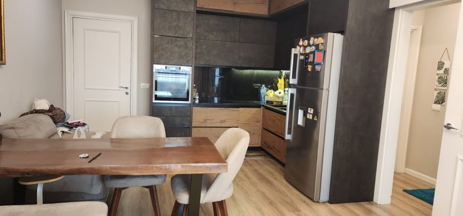 Tirane, jepet me qera apartament 2+1+Ballkon Kati 6, 100 m² 700 € (Ish Fusha e Aviacionit)