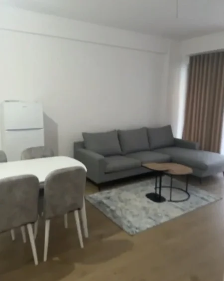 Tirane, jepet me qera apartament 2+1 Kati 3, 97 m² 530 € 