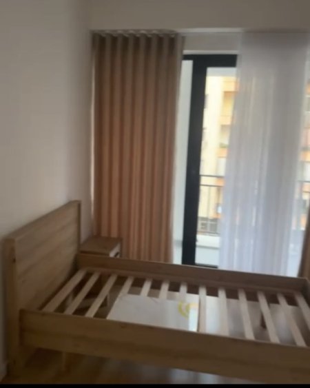 Tirane, jepet me qera apartament 2+1 Kati 3, 97 m² 530 € 