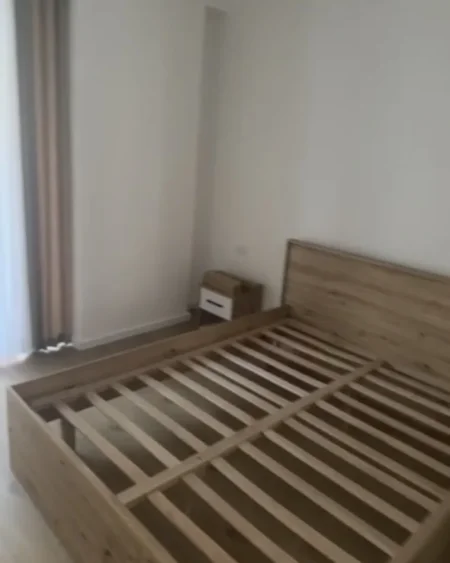 Tirane, jepet me qera apartament 2+1 Kati 3, 97 m² 530 € 
