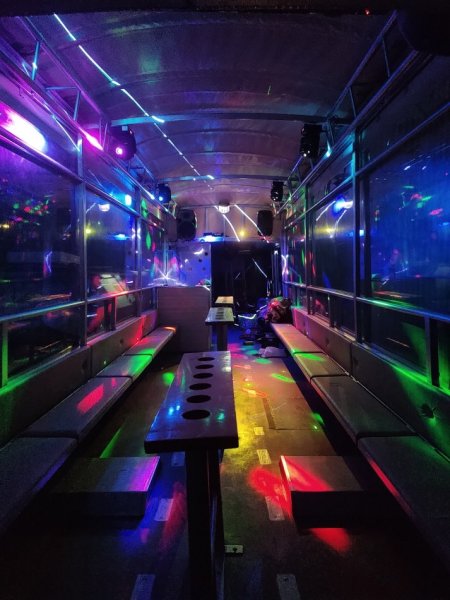 Durres, shes Autobus Party Bus