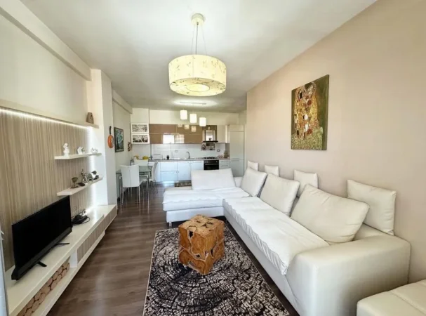 Tirane, shitet apartament 2+1 Kati 3, 88 m² 132.000 € (Tek Fabrika e Miellit)