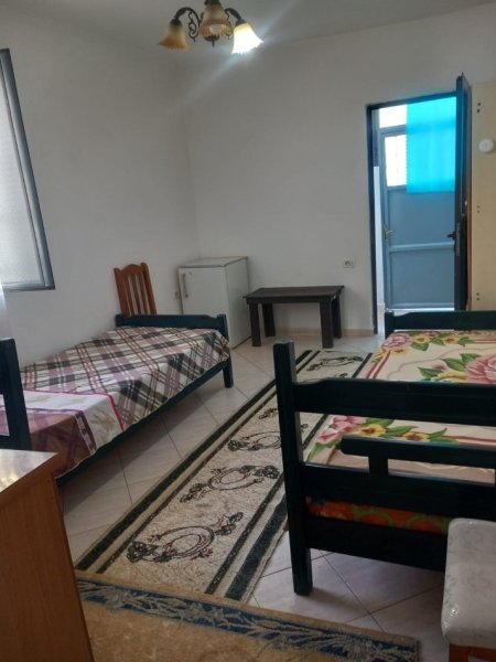 Tirane, jepet me qera Vile 1+1 Kati 1, 65 m² (Mbrapa ARC Hotel, Astir)