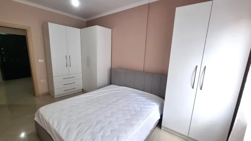 Jepet me Qera Super Apartamenti 2+1 ne Astir   550 €uro