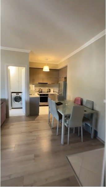 Tirane, jepet me qera apartament 1+1+Aneks+Ballkon Kati 6, 68 m² 600 € (Liqeni Thate)