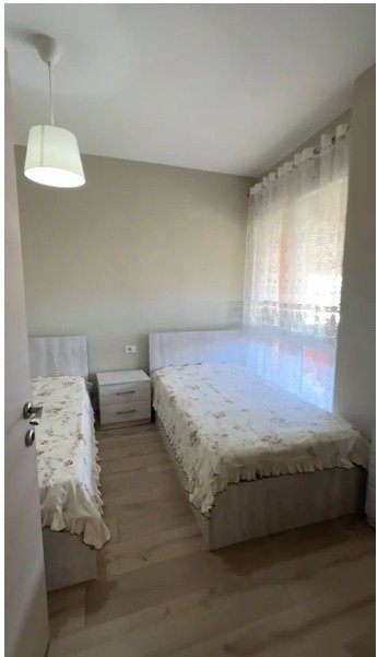Tirane, jepet me qera apartament 1+1+Aneks+Ballkon Kati 6, 68 m² 600 € (Liqeni Thate)