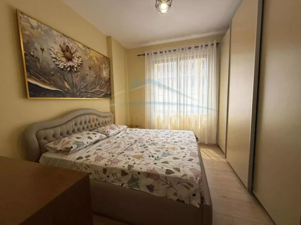 Tirane, shitet apartament 1+1 Kati 4, 61 m² 89.000 € (NELA 6)