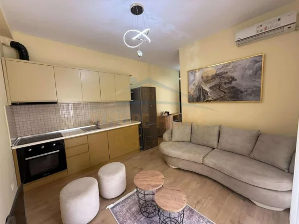 Tirane, shitet apartament 1+1 Kati 4, 61 m² 89.000 € (NELA 6)